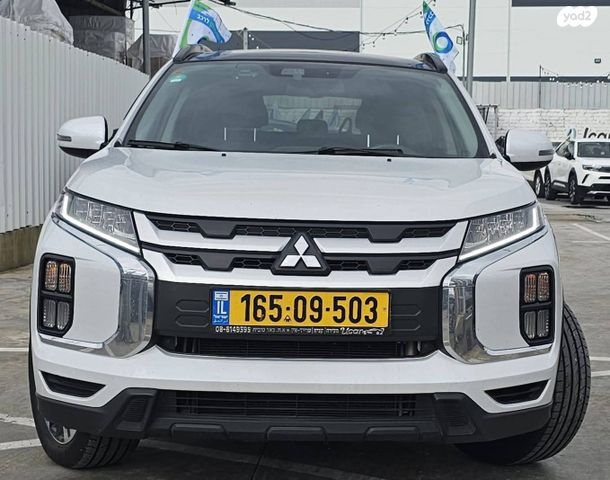 מודעת רכב מיצובישי ASX