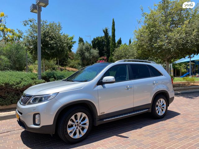 מודעת רכב קיה סורנטו