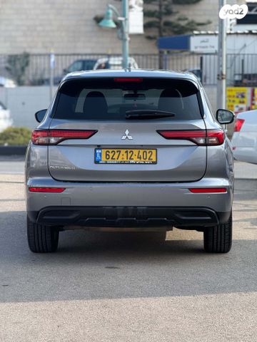 מיצובישי אאוטלנדר