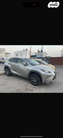 מודעת רכב לקסוס NX