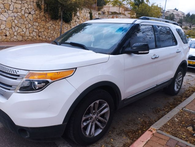 מודעת רכב פורד אקספלורר