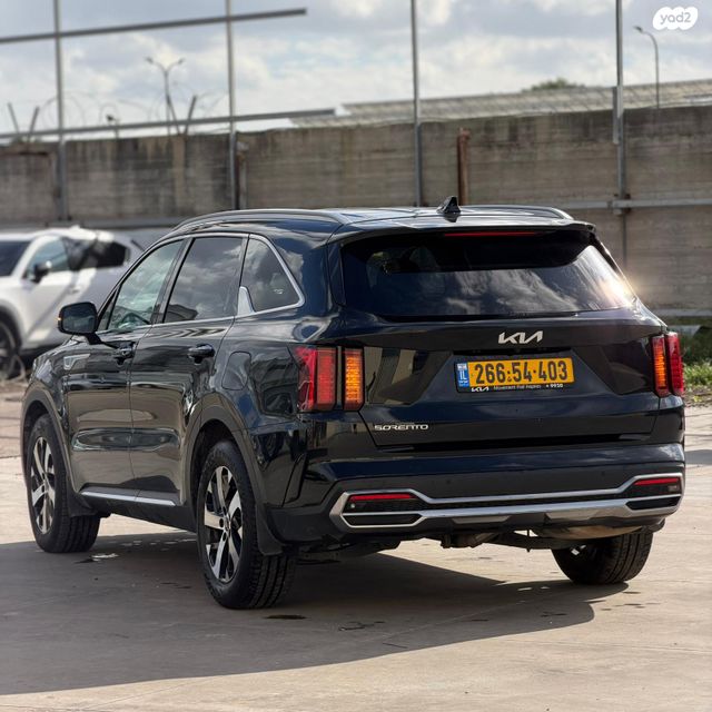 מודעת רכב קיה סורנטו 1