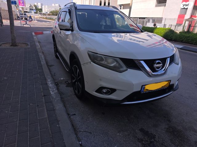 ניסאן אקס טרייל