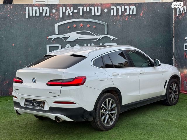 ב מ וו X4