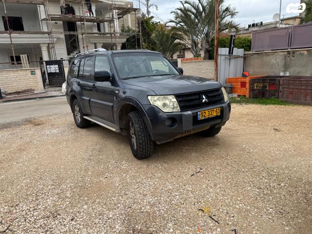 מיצובישי פג'רו