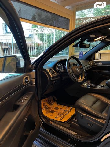 ג'יפ גרנד צ'ירוקי