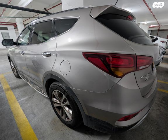 יונדאי סנטה פה