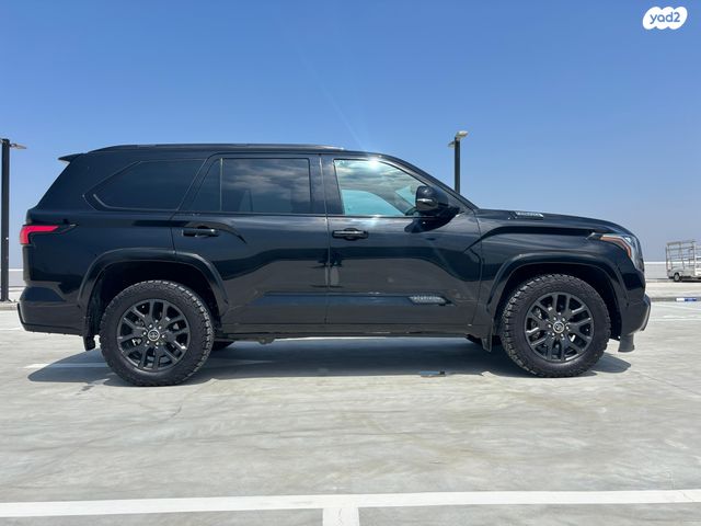 טויוטה סקויה