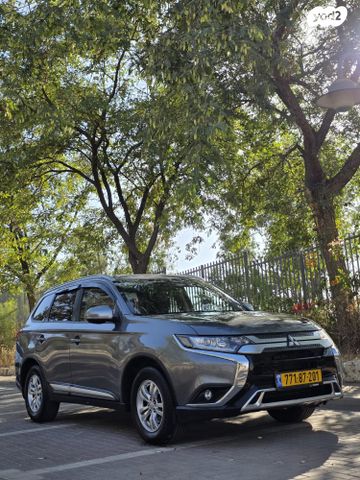 מיצובישי אאוטלנדר