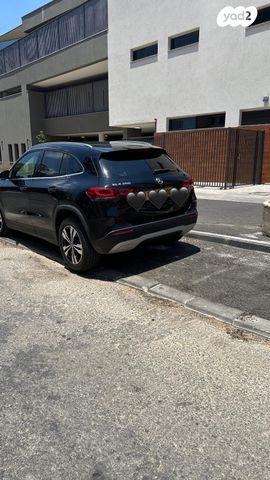 מודעת רכב מרצדס-בנץ GLA