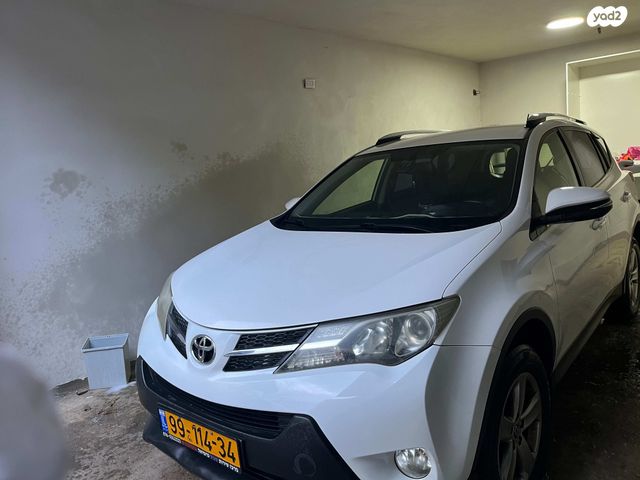 מודעת רכב טויוטה RAV4