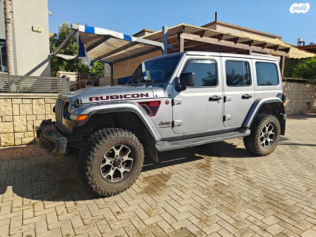 מודעת רכב ג'יפ רנגלר