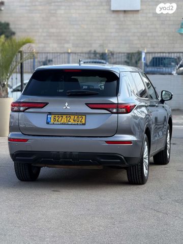 מיצובישי אאוטלנדר