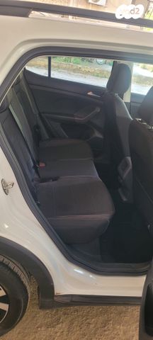 פולקסווגן T-קרוס