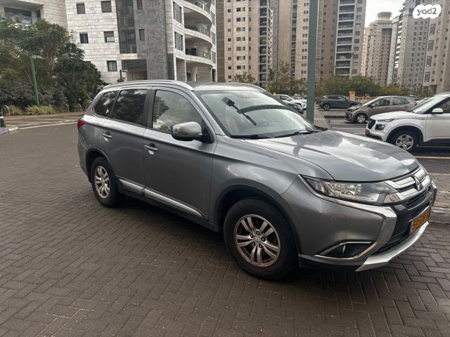 מיצובישי אאוטלנדר