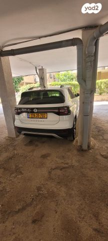 מודעת רכב פולקסווגן T-קרוס