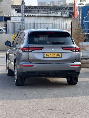 מיצובישי אאוטלנדר