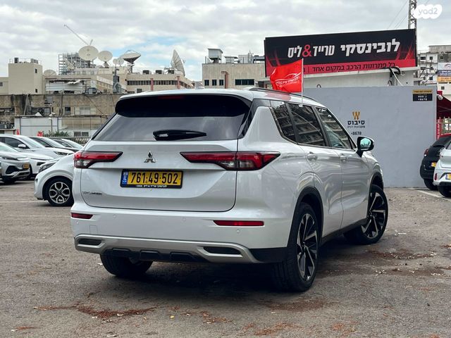 מיצובישי אאוטלנדר