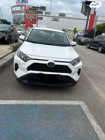 טויוטה RAV4