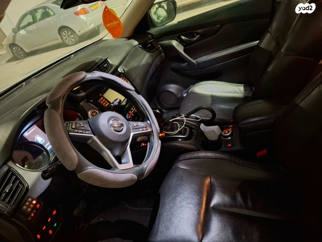 ניסאן אקס טרייל