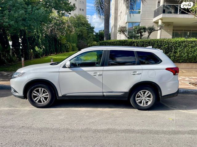 מודעת רכב מיצובישי אאוטלנדר