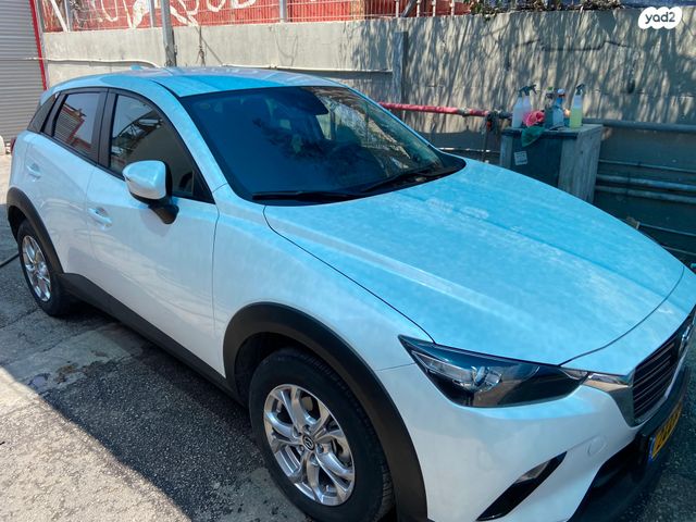 מודעת רכב מאזדה CX-3