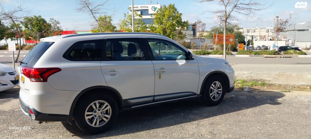 מודעת רכב מיצובישי אאוטלנדר