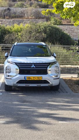 מיצובישי אאוטלנדר