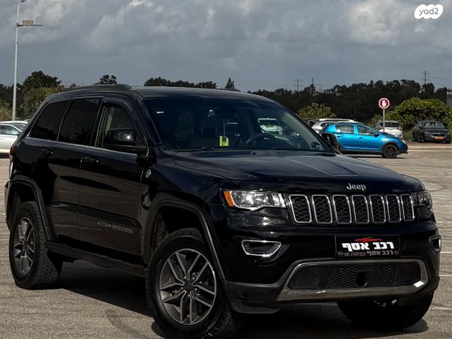 מודעת רכב ג'יפ גרנד צ'ירוקי