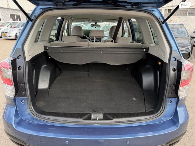 סובארו פורסטר