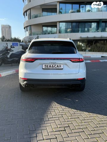 פורשה קאיין