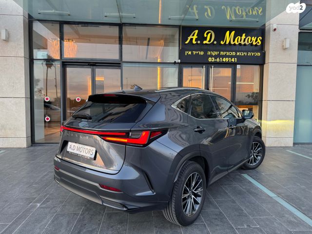 מודעת רכב לקסוס NX 1