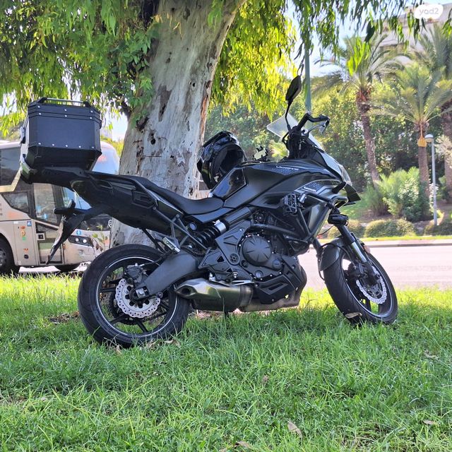קאוואסאקי Versys 650