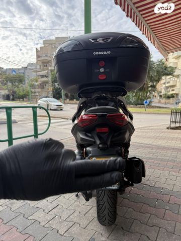 ימאהה X-MAX 250 MOMO