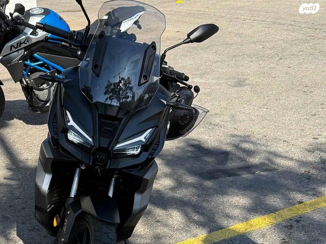 מודעת רכב VOGE SR1