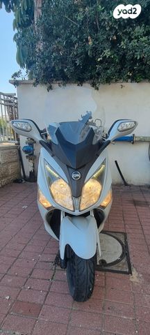 מודעת רכב סאן יאנג ג'וי-מקס 250 XI