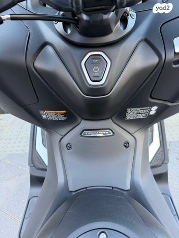 ימאהה Tmax 560 Tech