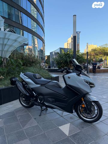 ימאהה Tmax 560 Tech