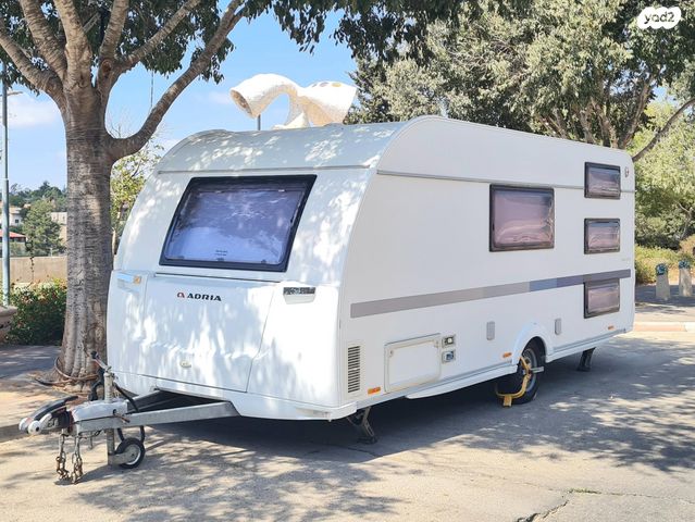 מודעת רכב נגרר (קראוון נגרר)