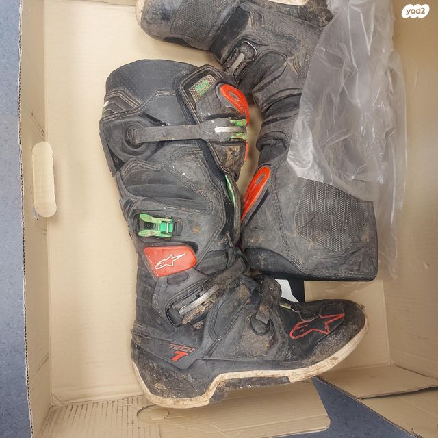 feedItemObj.data.row_1