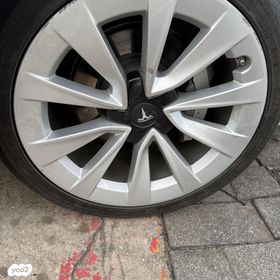 feedItemObj.data.row_1