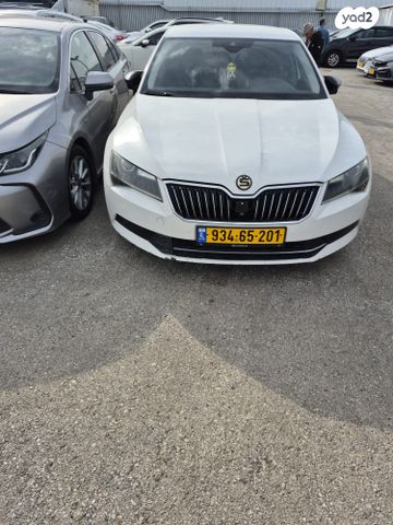 מודעת רכב סקודה סופרב