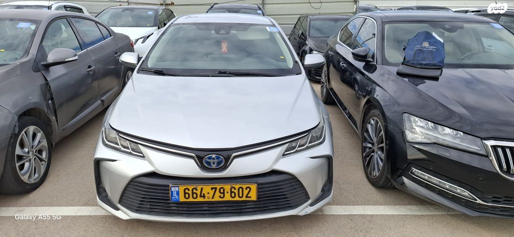 מודעת רכב טויוטה קורולה
