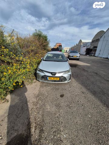 מודעת רכב טויוטה קורולה