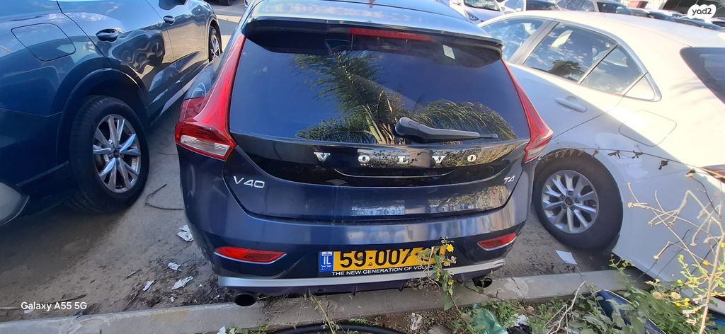 מודעת רכב וולוו V40 2