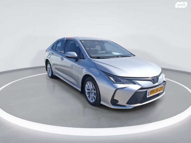 טויוטה קורולה