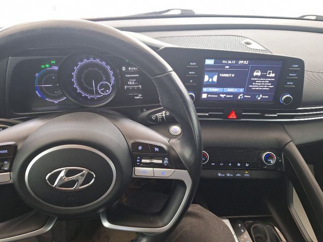 יונדאי אלנטרה