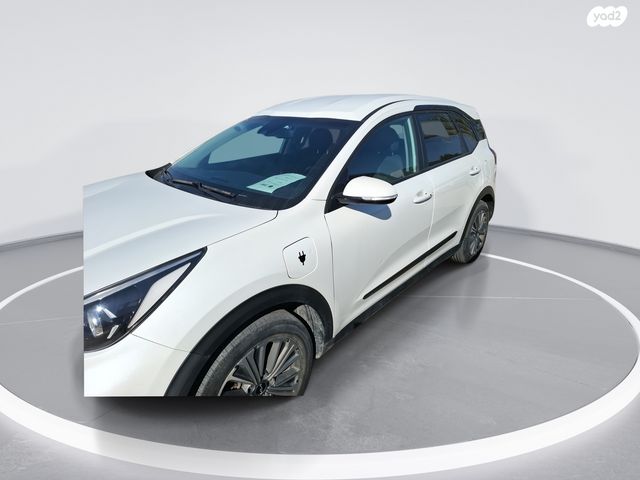 קיה נירו פלוס