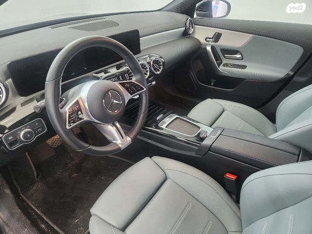 מרצדס-בנץ CLA