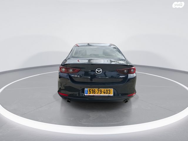 מאזדה 3